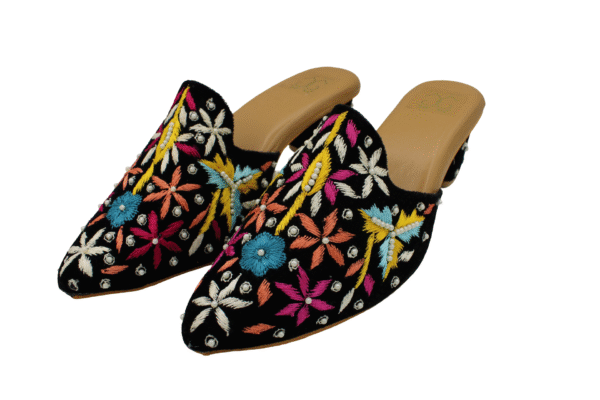 Kala Gulzaar(Heels) - Image 3