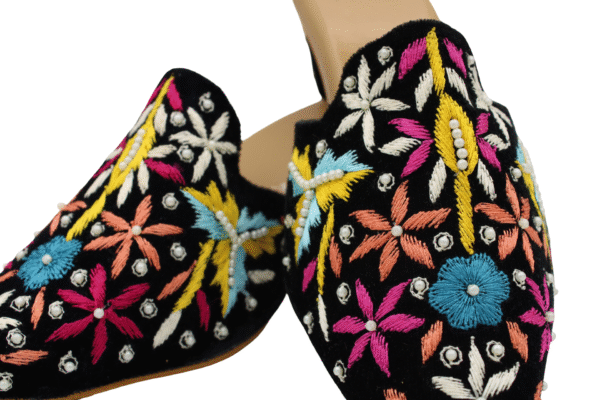 Kala Gulzaar(Heels) - Image 5