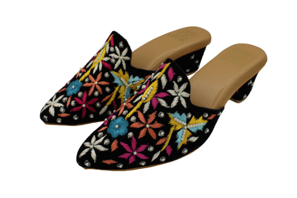 Kala Gulzaar(Heels) - Image 9