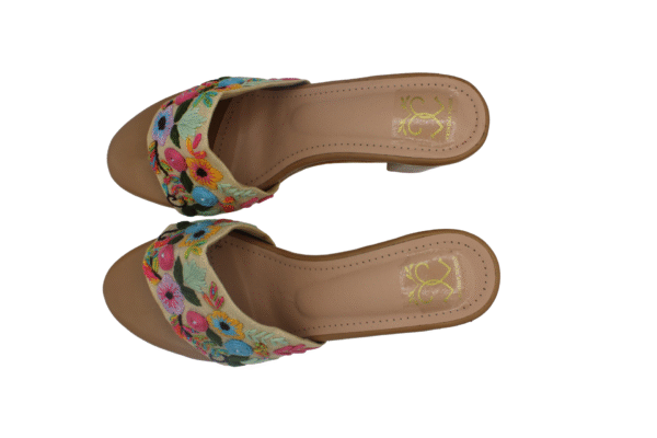 Pehraava Petals - Image 8