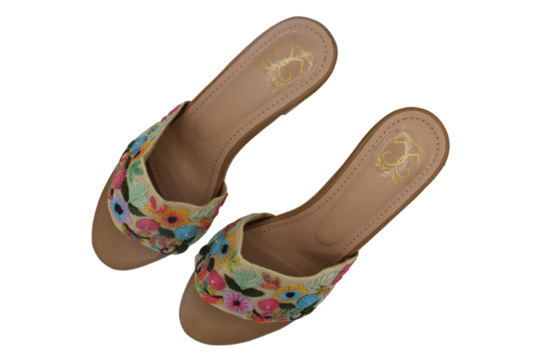 Pehraava Petals - Image 9