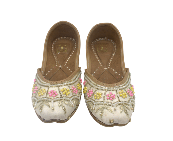 Roohani - Image 3