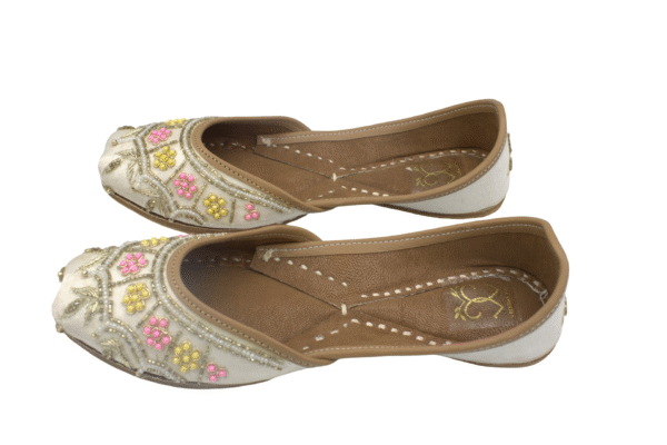 Roohani - Image 7