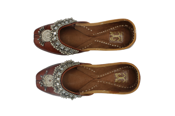 Rajwari Brown - Image 8